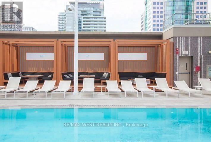 1005 - 300 Front Street W, Toronto, Ontario  M5V 0E9 - Photo 24 - C12547212