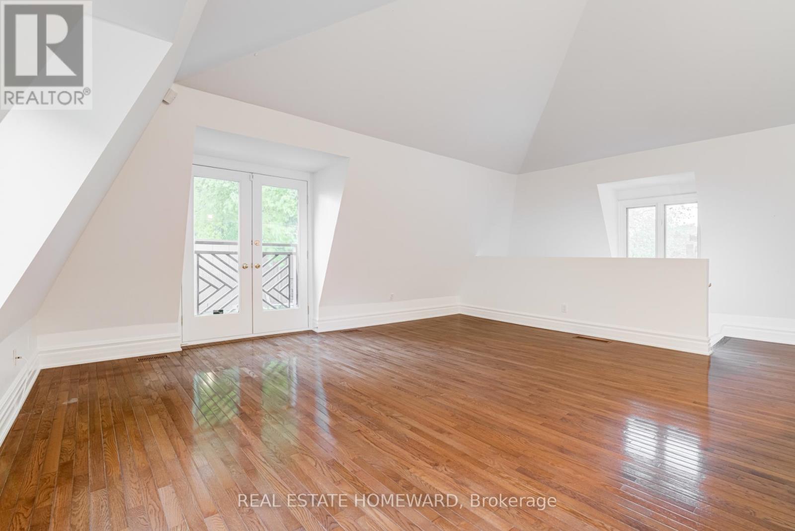 12 A Admiral Road, Toronto, Ontario  M5R 2L5 - Photo 10 - C12547236