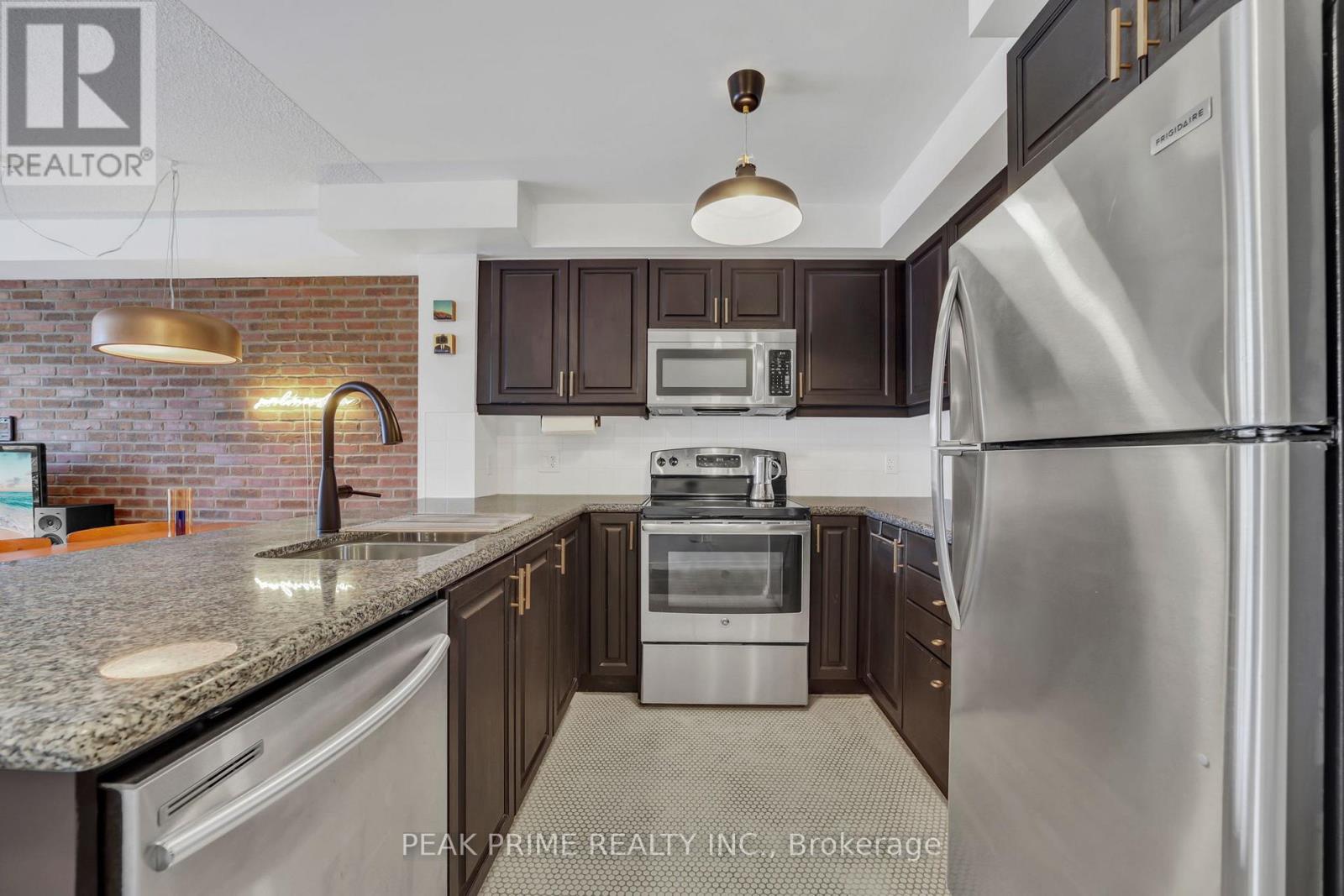 306 - 308 Palmerston Avenue, Toronto, Ontario  M6J 3X9 - Photo 9 - C12547242