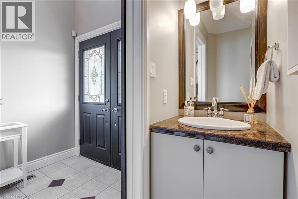 143 Foxborough Drive, Ancaster, Ontario L9G 4Z1 - Photo 16 - 40766099