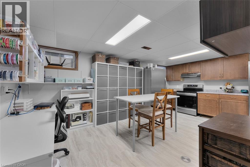 20 Carluccio Crescent, St. Catharines, Ontario  L2M 7V5 - Photo 32 - 40788479