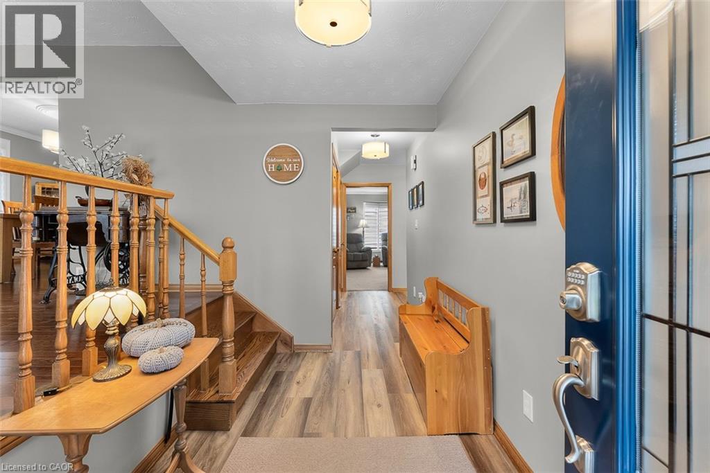 20 Carluccio Crescent, St. Catharines, Ontario  L2M 7V5 - Photo 6 - 40788479