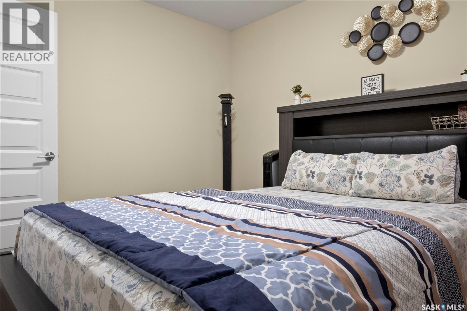 9 Stanford Road, White City, Saskatchewan  S4L 0C9 - Photo 31 - SK024067