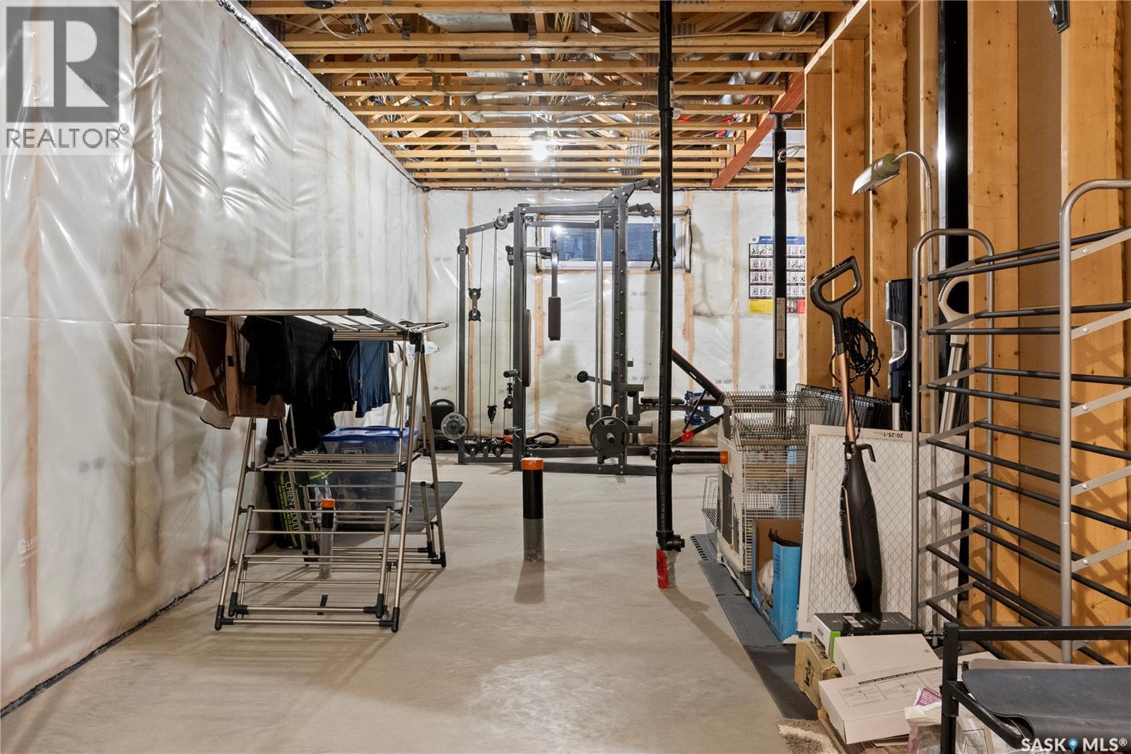 9 Stanford Road, White City, Saskatchewan  S4L 0C9 - Photo 35 - SK024067