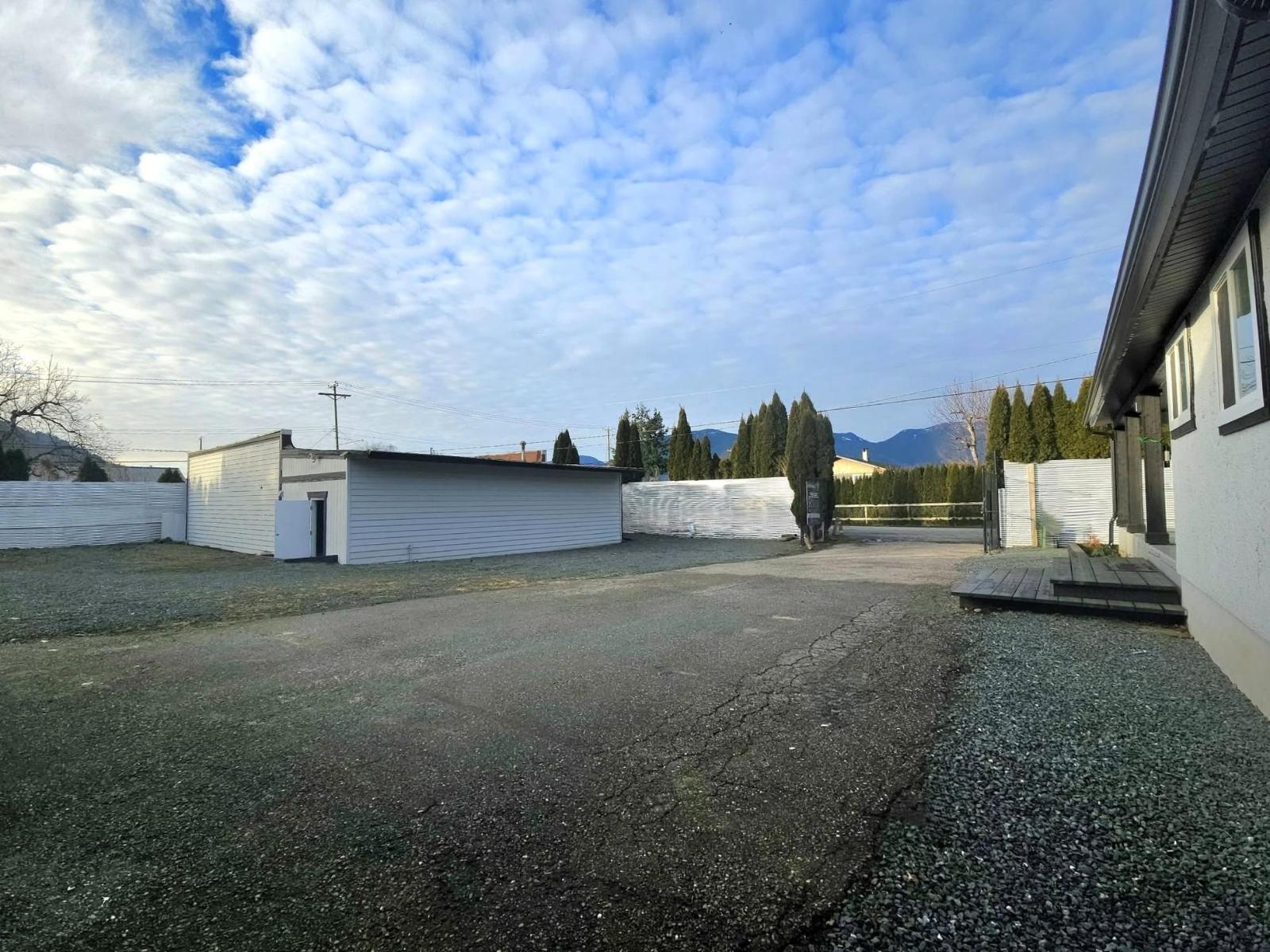 7088 Sumas Prairie Road, Greendale, Sardis - Greendale, British Columbia  V2R 4K1 - Photo 13 - R3066906