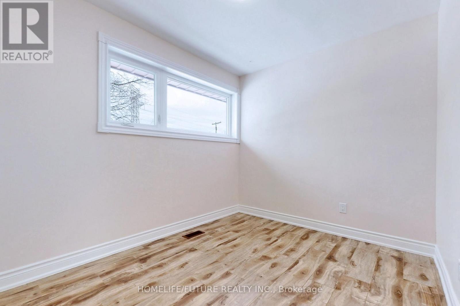 Main - 72 Treverton Drive, Toronto, Ontario  M1K 3S7 - Photo 19 - E12547210