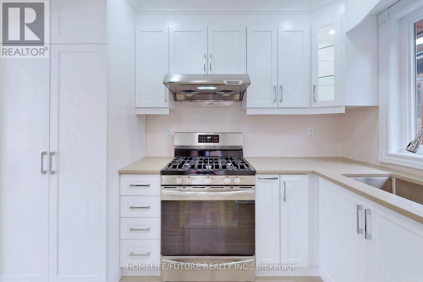 Main - 72 Treverton Drive, Toronto, Ontario  M1K 3S7 - Photo 23 - E12547210