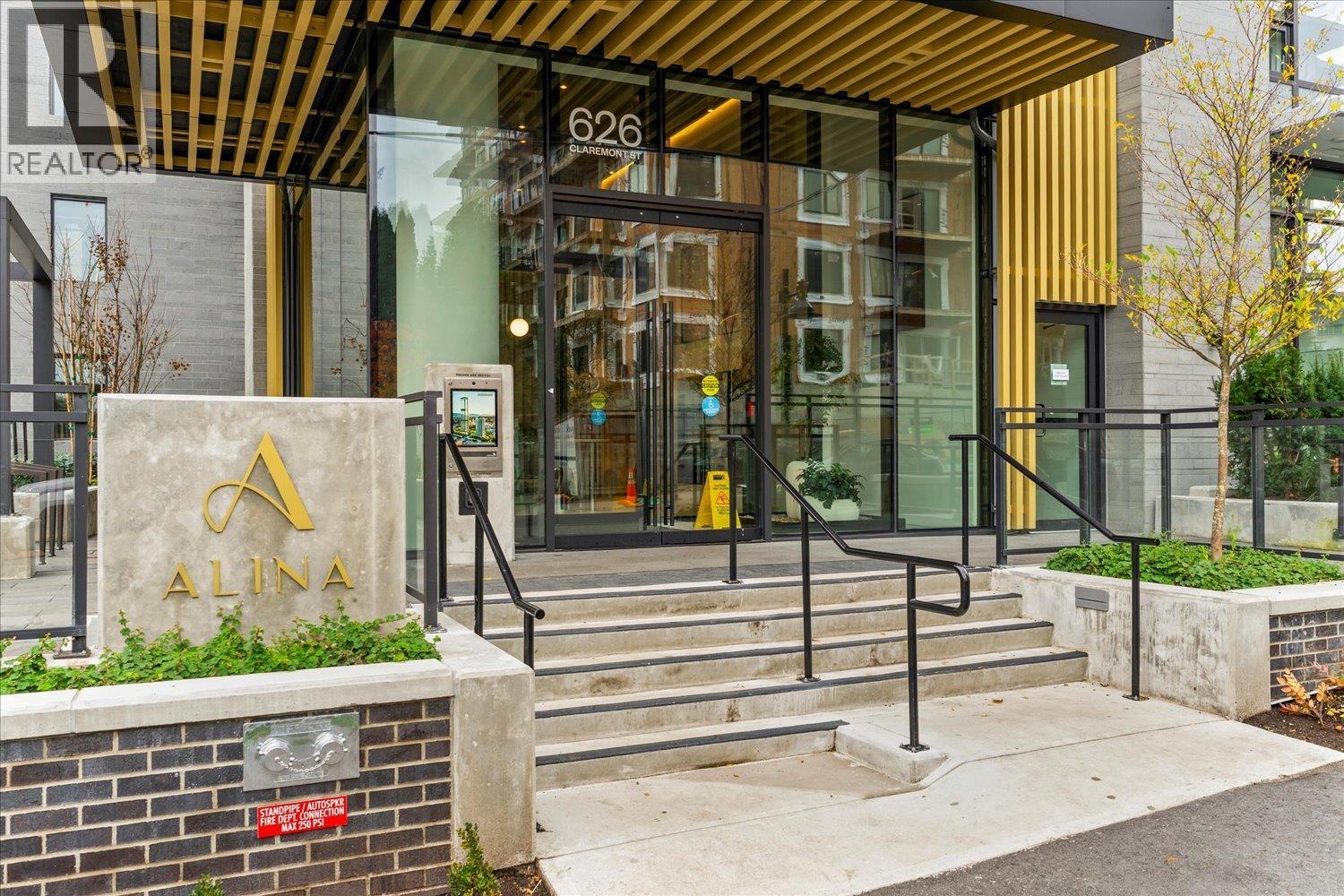 2010 626 Claremont Street, Coquitlam, British Columbia  V3J 3T4 - Photo 2 - R3066591