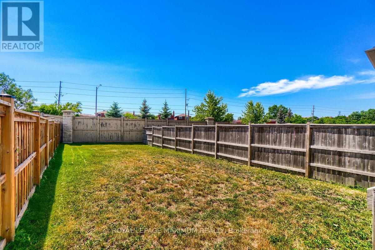 160 Gentile Circle, Vaughan, Ontario  L4H 3N3 - Photo 41 - N12547034