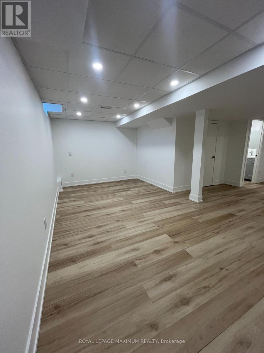 160 Gentile Circle, Vaughan, Ontario  L4H 3N3 - Photo 40 - N12547034