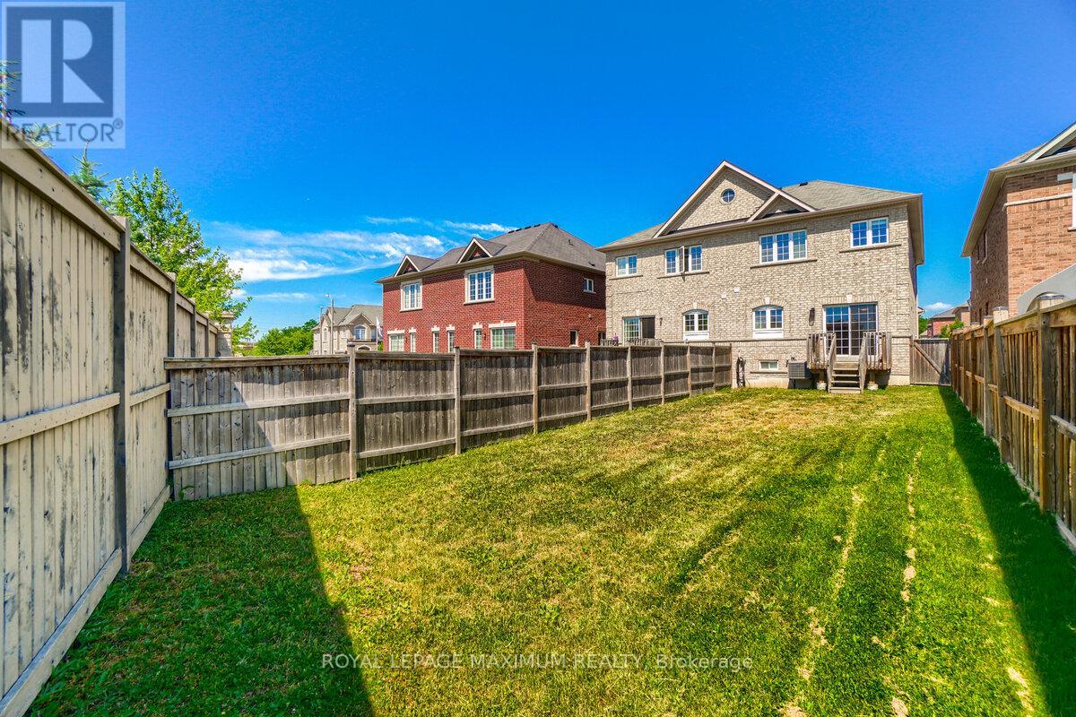 160 Gentile Circle, Vaughan, Ontario  L4H 3N3 - Photo 44 - N12547034
