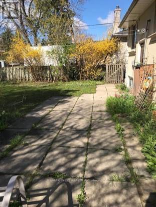 Main Floor - 410 Becker Road N, Richmond Hill, Ontario  L4C 2S4 - Photo 2 - N12547288