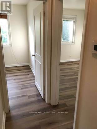 Main Floor - 410 Becker Road N, Richmond Hill, Ontario  L4C 2S4 - Photo 7 - N12547288