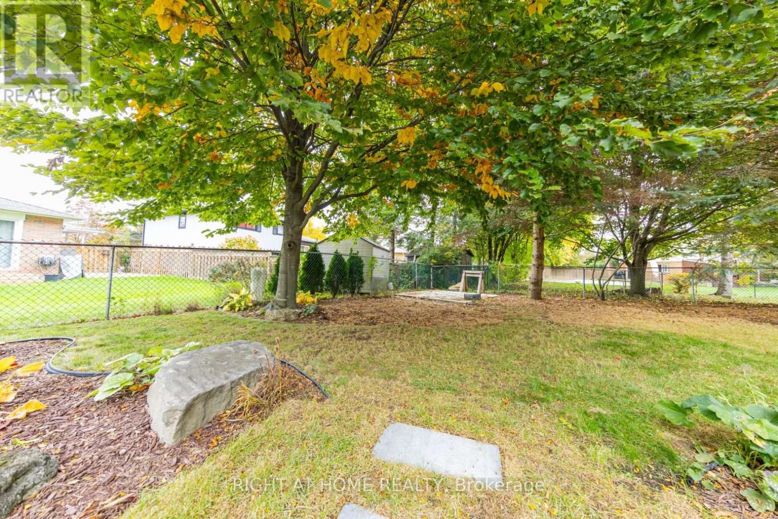 27 Bigwin Drive, Aurora, Ontario  L4G 3C4 - Photo 22 - N12547338