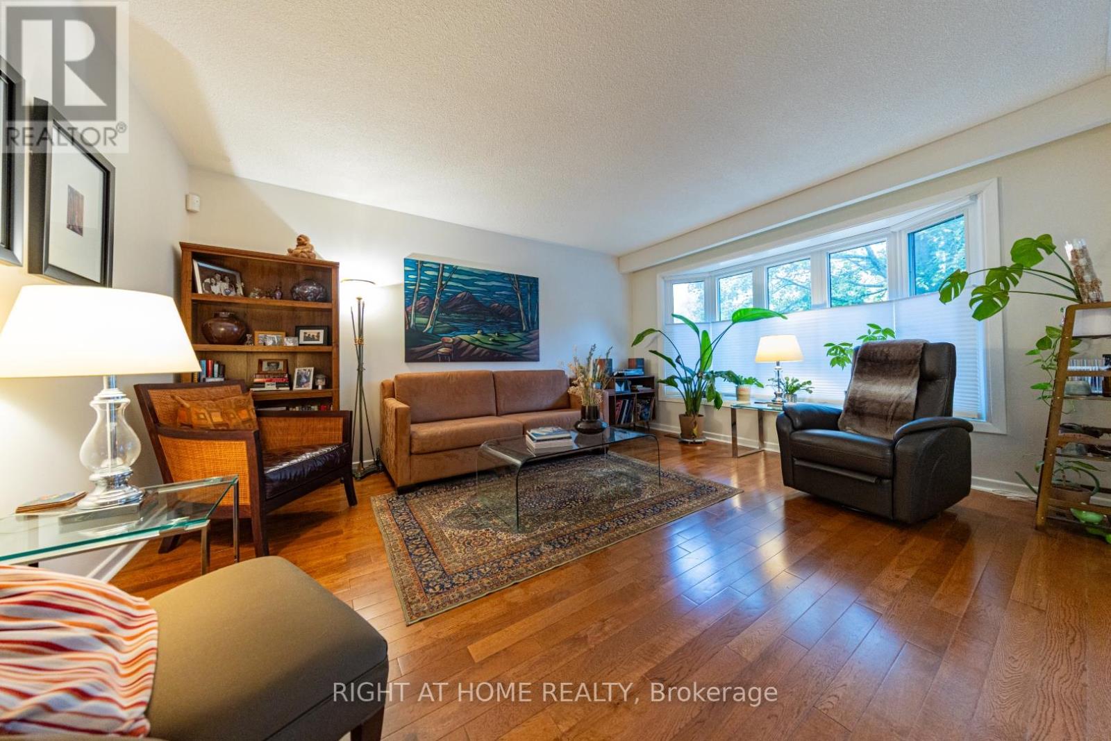 27 Bigwin Drive, Aurora, Ontario  L4G 3C4 - Photo 5 - N12547338