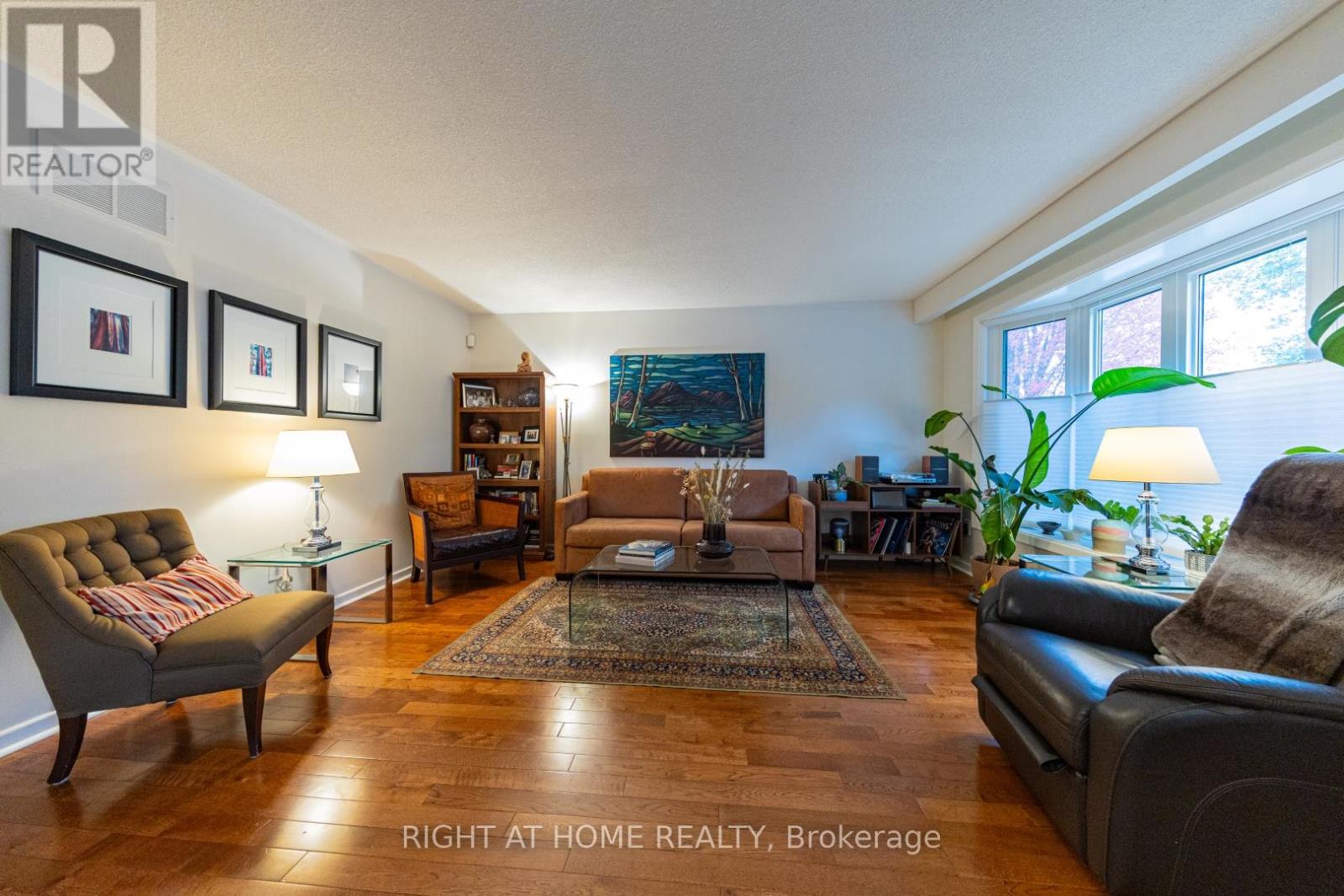 27 Bigwin Drive, Aurora, Ontario  L4G 3C4 - Photo 6 - N12547338