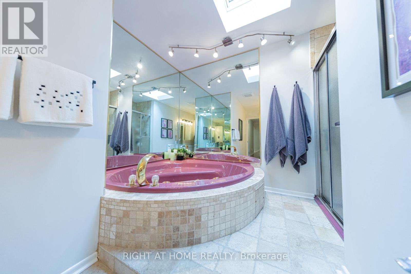 27 Bigwin Drive, Aurora, Ontario  L4G 3C4 - Photo 8 - N12547338