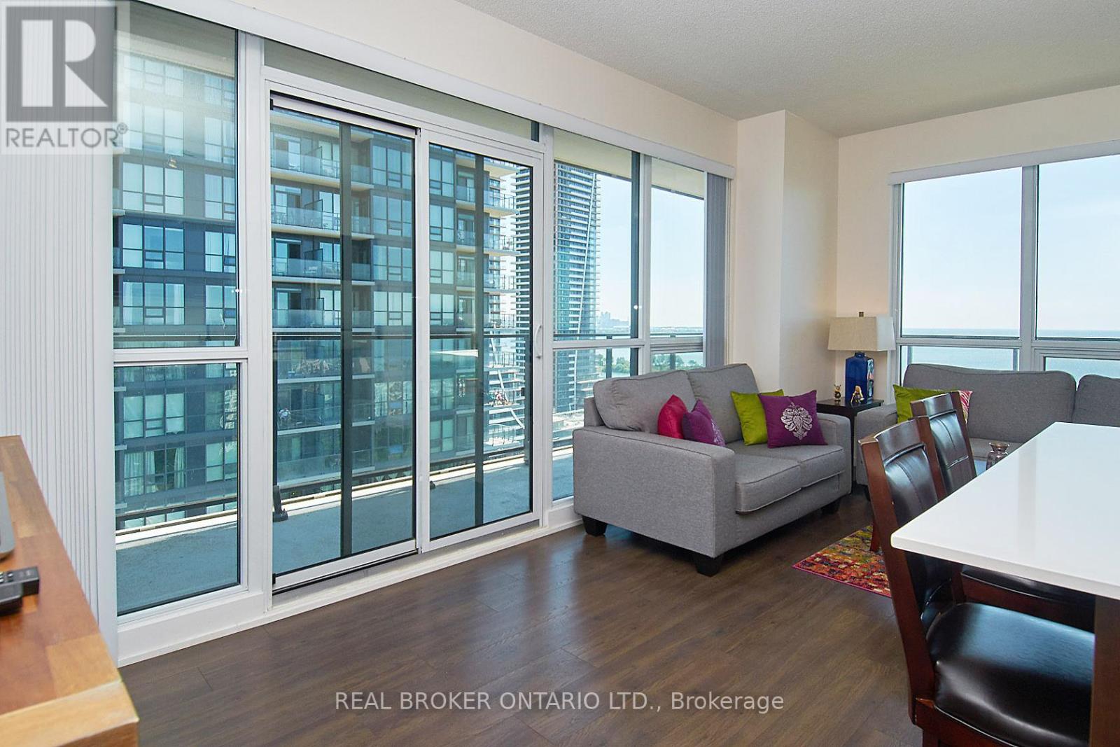 2601 - 2212 Lakeshore Boulevard S, Toronto, Ontario M8V 1A4 - Photo 11 - W12547260