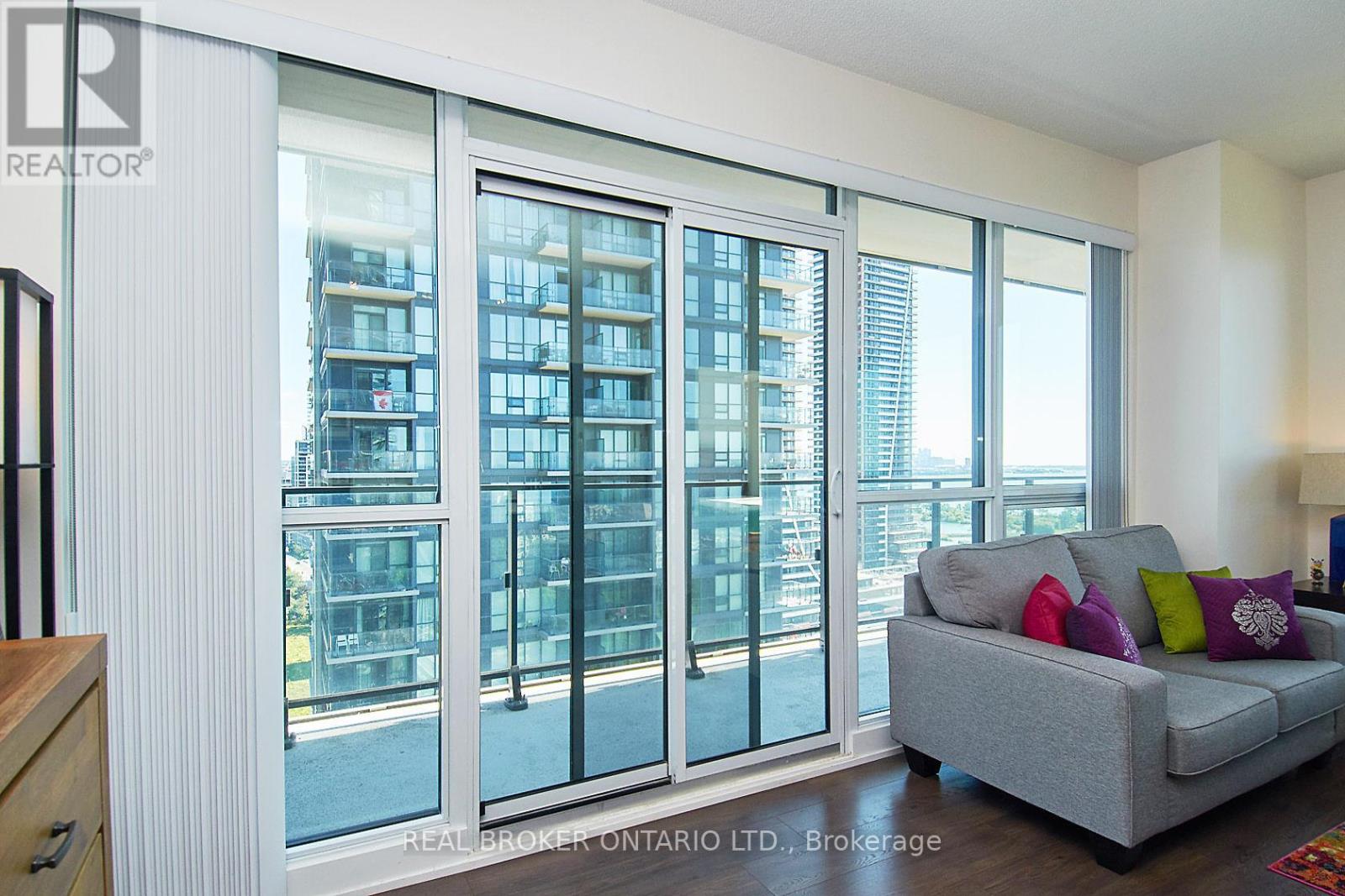 2601 - 2212 Lakeshore Boulevard S, Toronto, Ontario M8V 1A4 - Photo 24 - W12547260