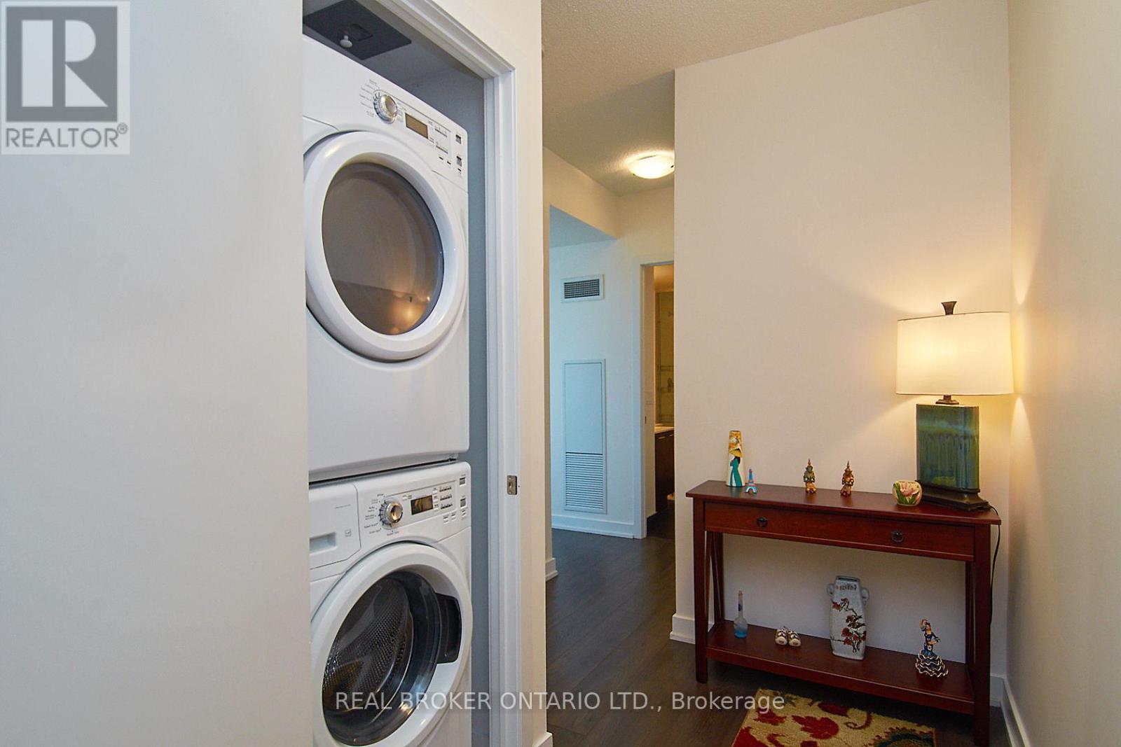 2601 - 2212 Lakeshore Boulevard S, Toronto, Ontario M8V 1A4 - Photo 40 - W12547260