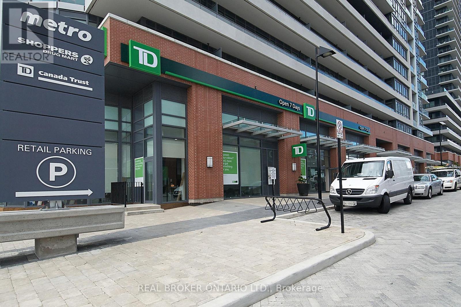 2601 - 2212 Lakeshore Boulevard S, Toronto, Ontario M8V 1A4 - Photo 42 - W12547260