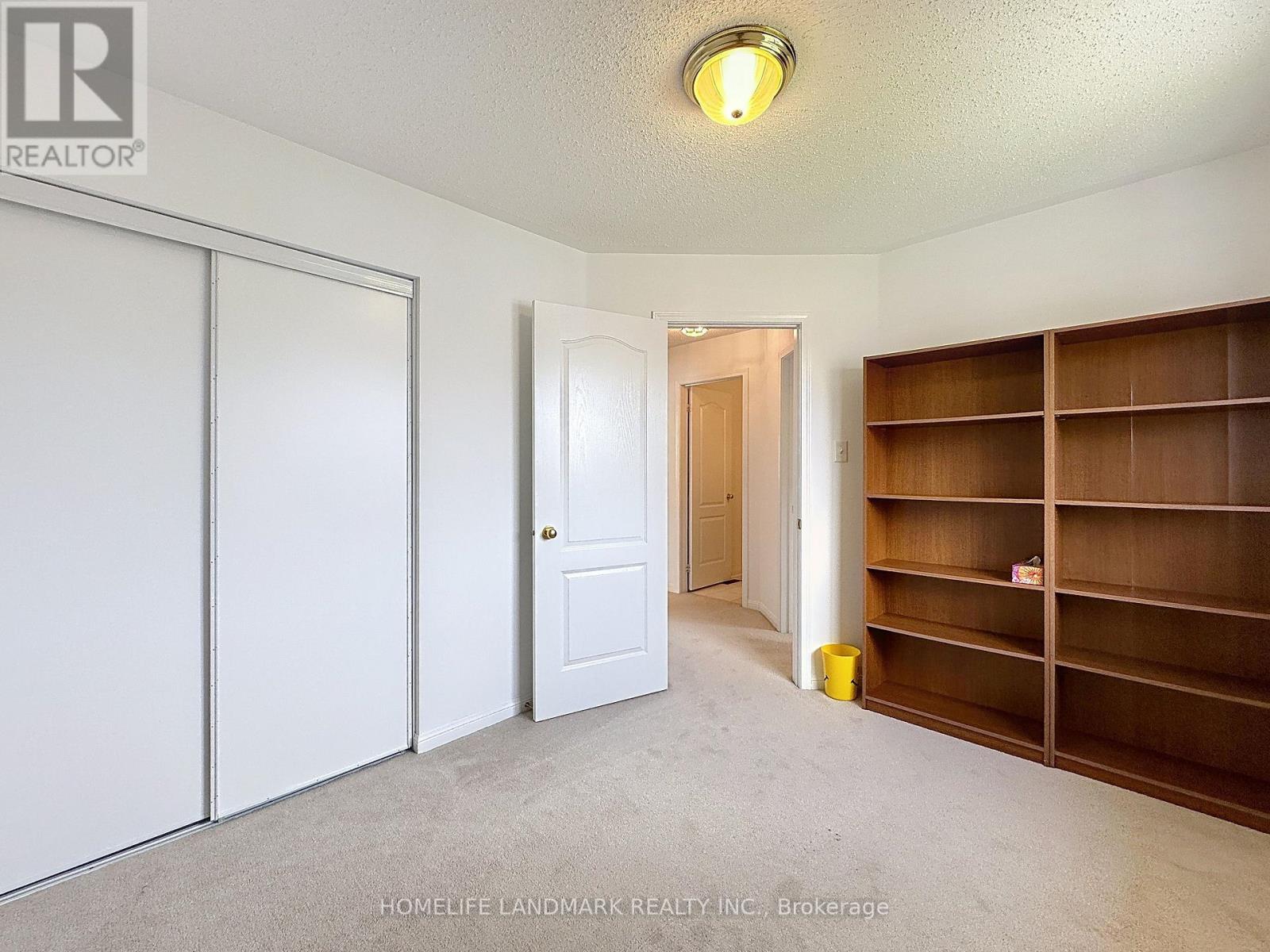 3865 Baycroft Drive, Mississauga, Ontario L5N 8J5 - Photo 27 - W12547324