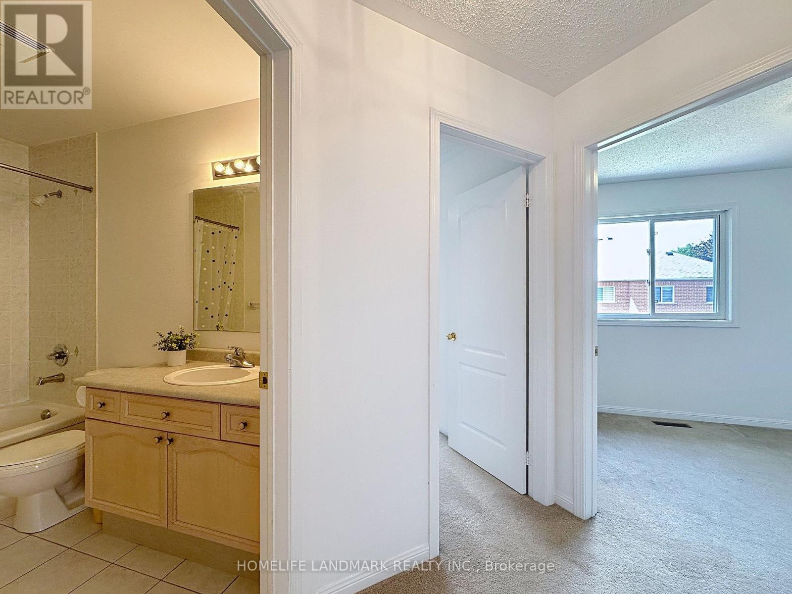 3865 Baycroft Drive, Mississauga, Ontario L5N 8J5 - Photo 31 - W12547324