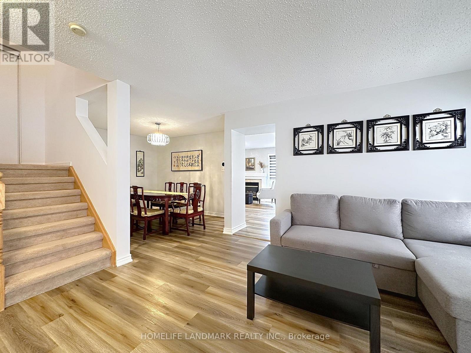 3865 Baycroft Drive, Mississauga, Ontario L5N 8J5 - Photo 7 - W12547324