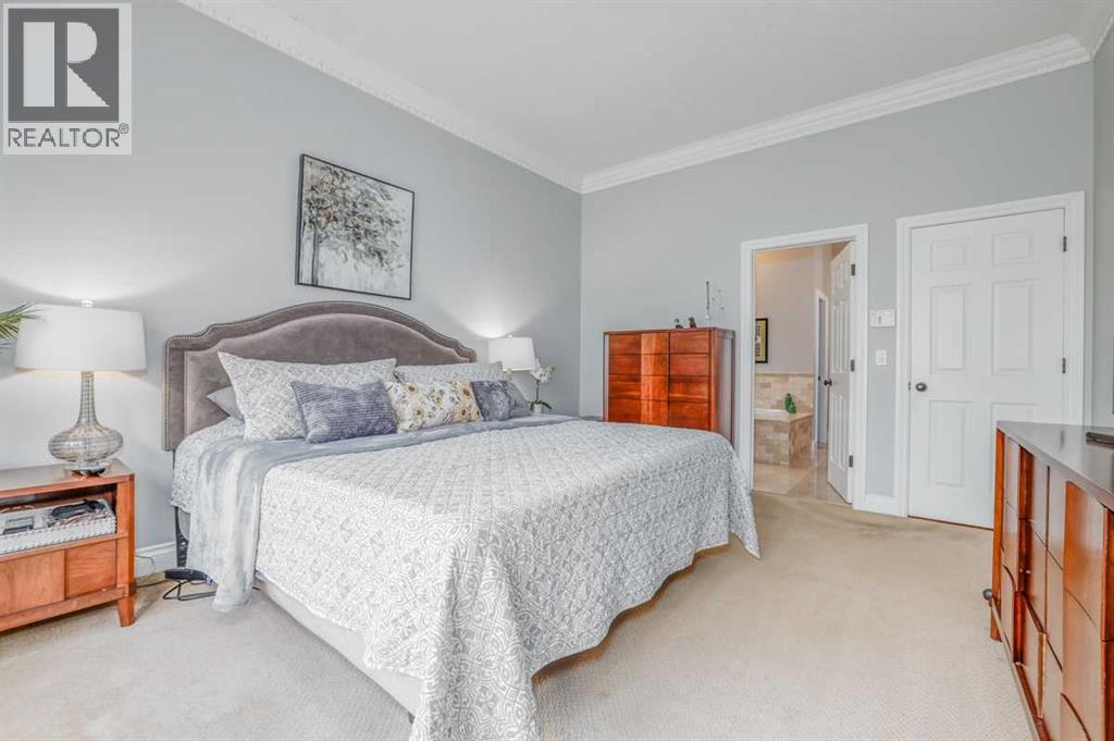 462 Crystal Green Manor, Okotoks, Alberta  T1S 0A3 - Photo 17 - A2260965