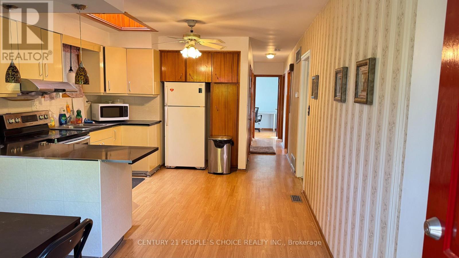 #furnished - 122 Rifle Range Road, Hamilton, Ontario L8S 3B6 - Photo 11 - X12547228