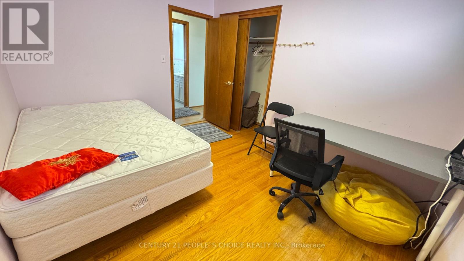 #furnished - 122 Rifle Range Road, Hamilton, Ontario L8S 3B6 - Photo 22 - X12547228