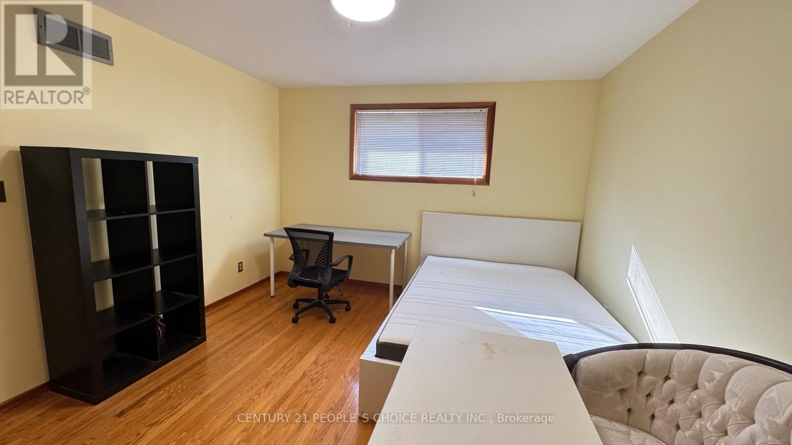 #furnished - 122 Rifle Range Road, Hamilton, Ontario L8S 3B6 - Photo 26 - X12547228