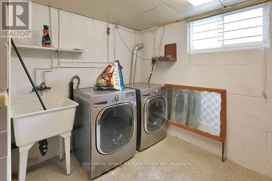 #furnished - 122 Rifle Range Road, Hamilton, Ontario L8S 3B6 - Photo 35 - X12547228