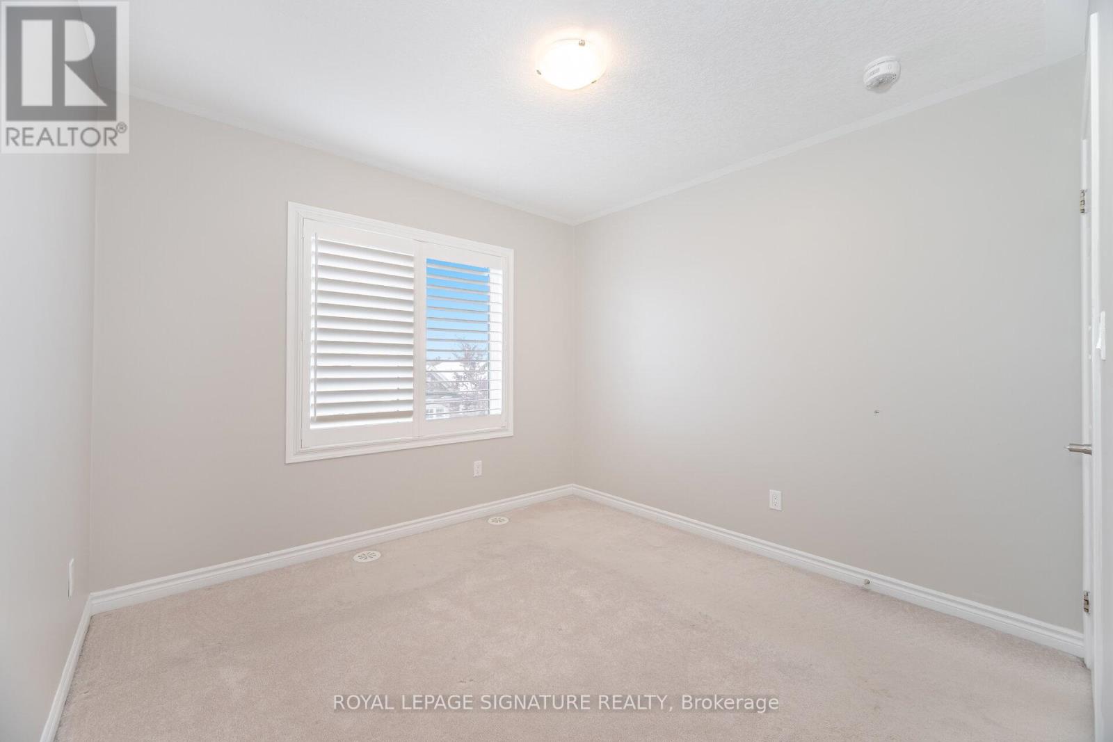 514 Goldenrod Lane, Kitchener, Ontario N2R 0Y7 - Photo 32 - X12547244