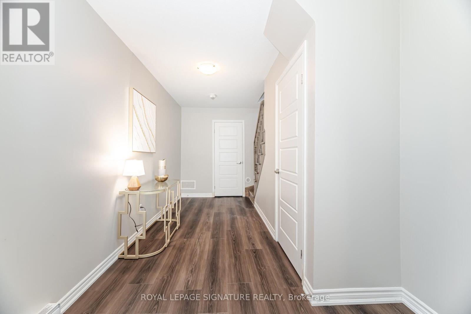 514 Goldenrod Lane, Kitchener, Ontario N2R 0Y7 - Photo 8 - X12547244