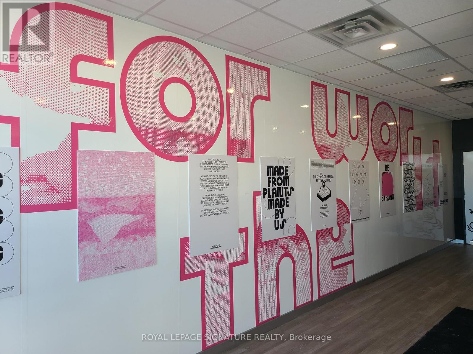 920 Upper Wentworth Street, Hamilton, Ontario L9A 5C5 - Photo 4 - X12547264