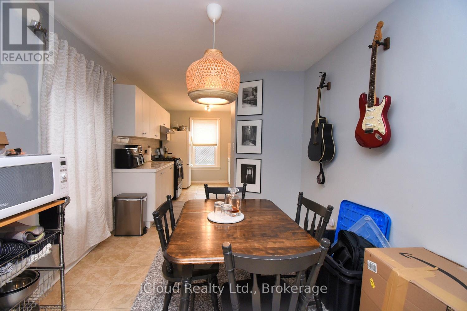 205 Prospect Street S, Hamilton, Ontario L8M 2Z6 - Photo 18 - X12547276