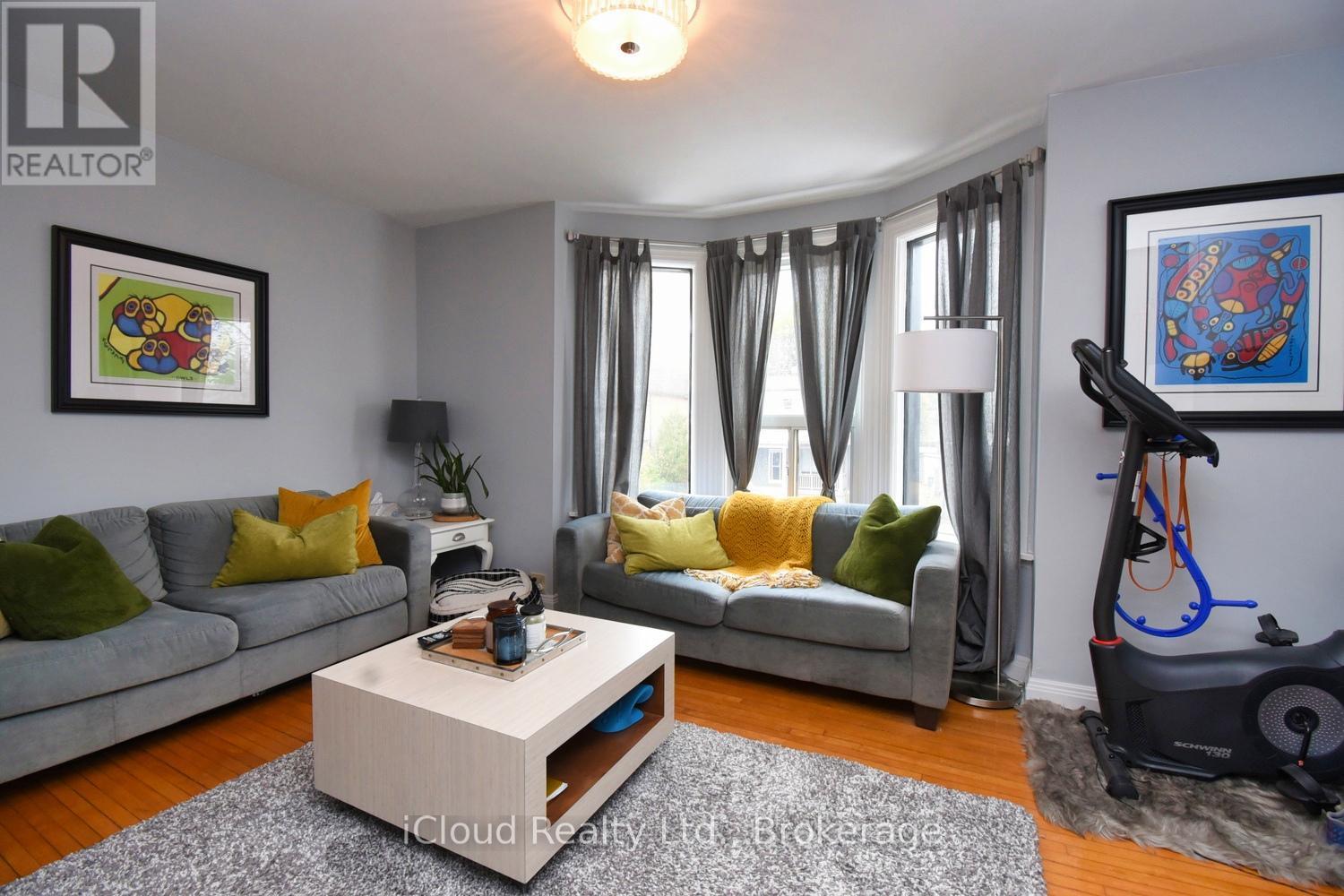 205 Prospect Street S, Hamilton, Ontario L8M 2Z6 - Photo 20 - X12547276