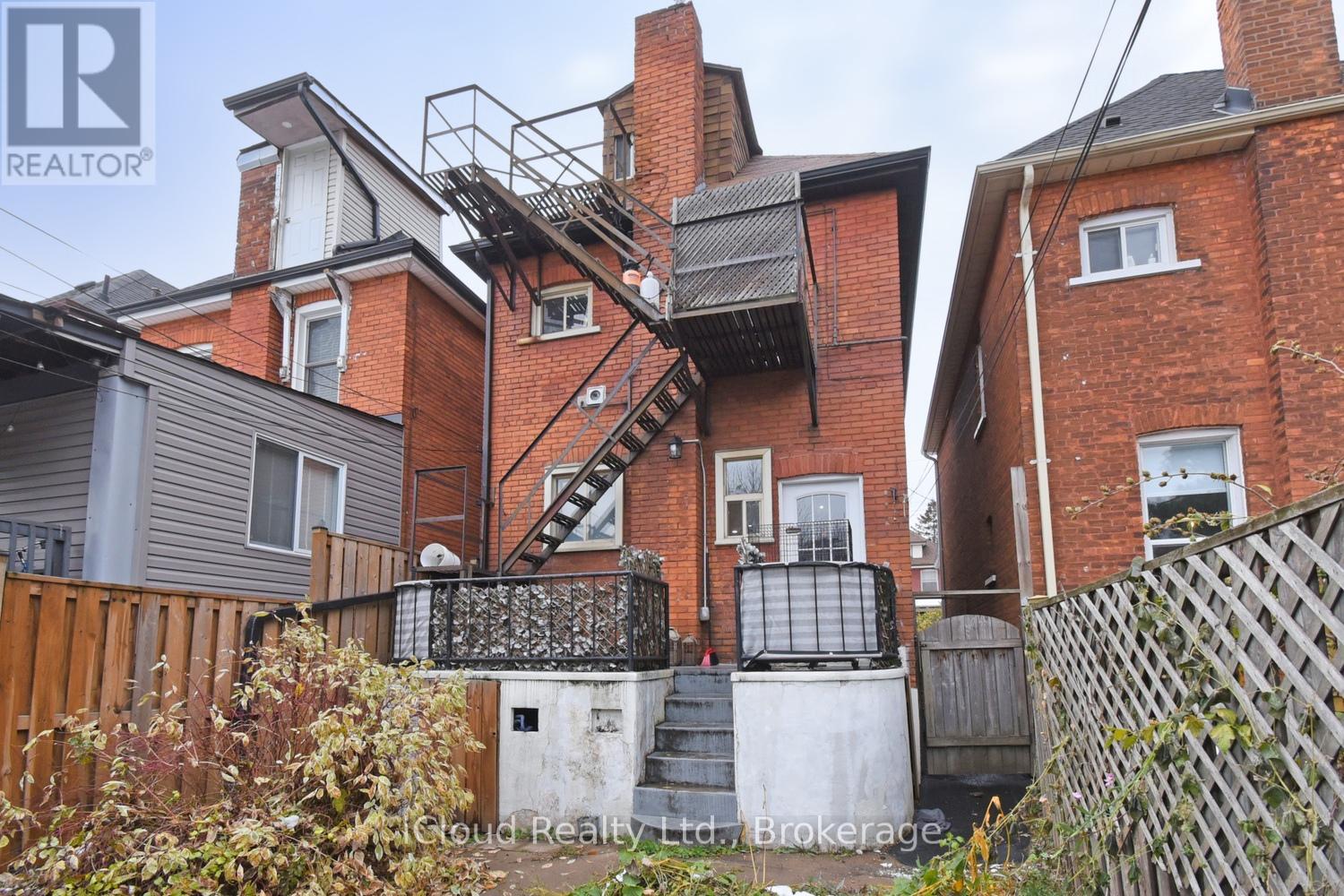 205 Prospect Street S, Hamilton, Ontario L8M 2Z6 - Photo 31 - X12547276