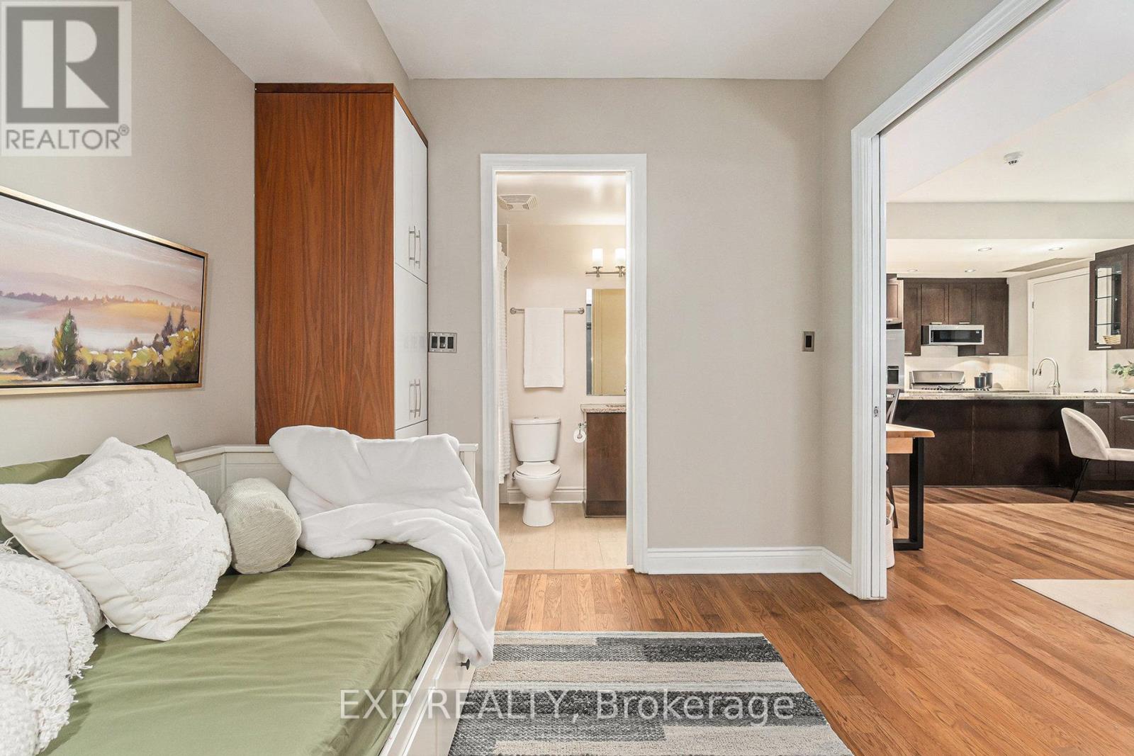 403 - 327 Breezehill Avenue S, Ottawa, Ontario K1Y 1R6 - Photo 14 - X12547362