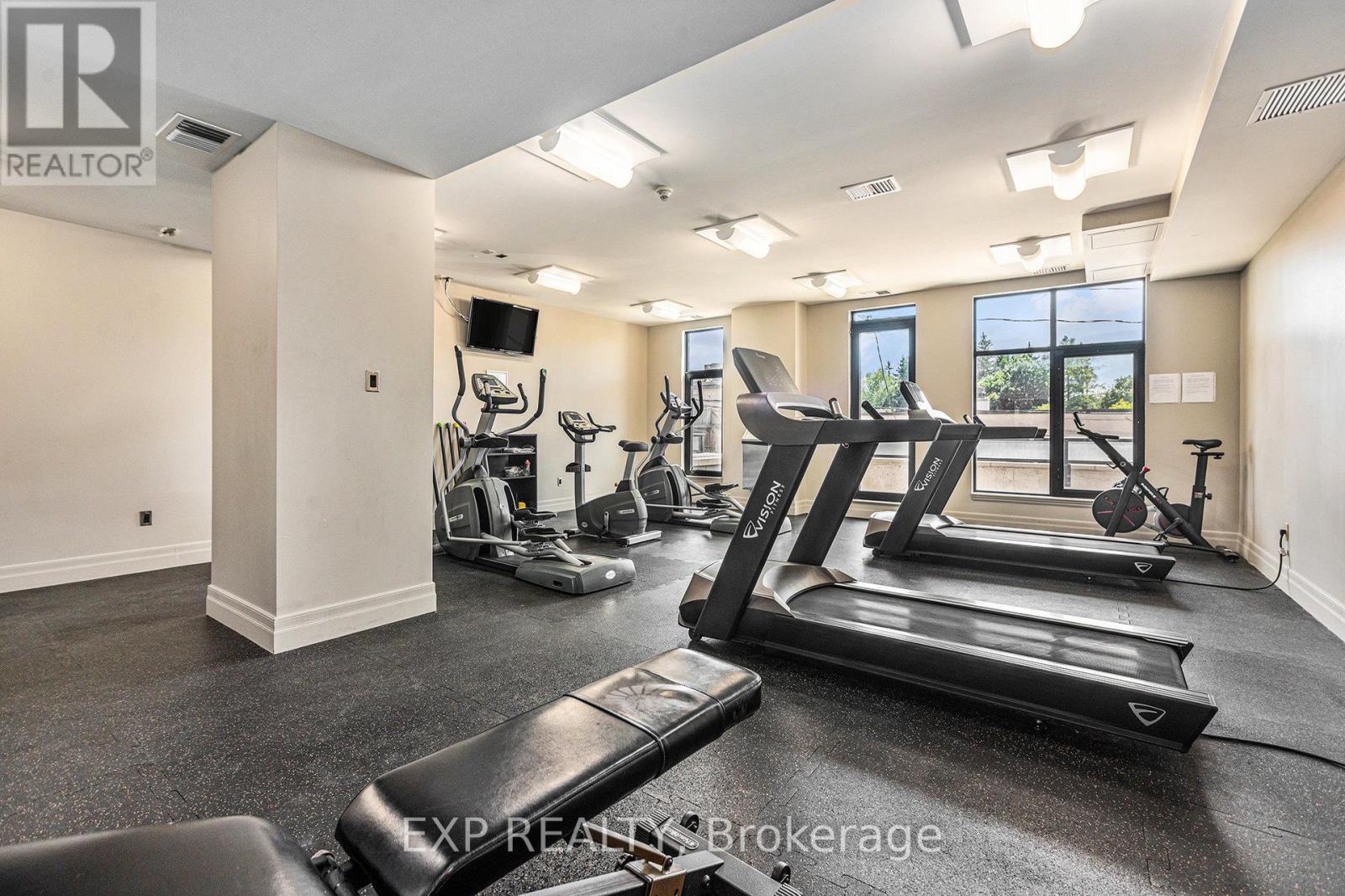 403 - 327 Breezehill Avenue S, Ottawa, Ontario K1Y 1R6 - Photo 28 - X12547362