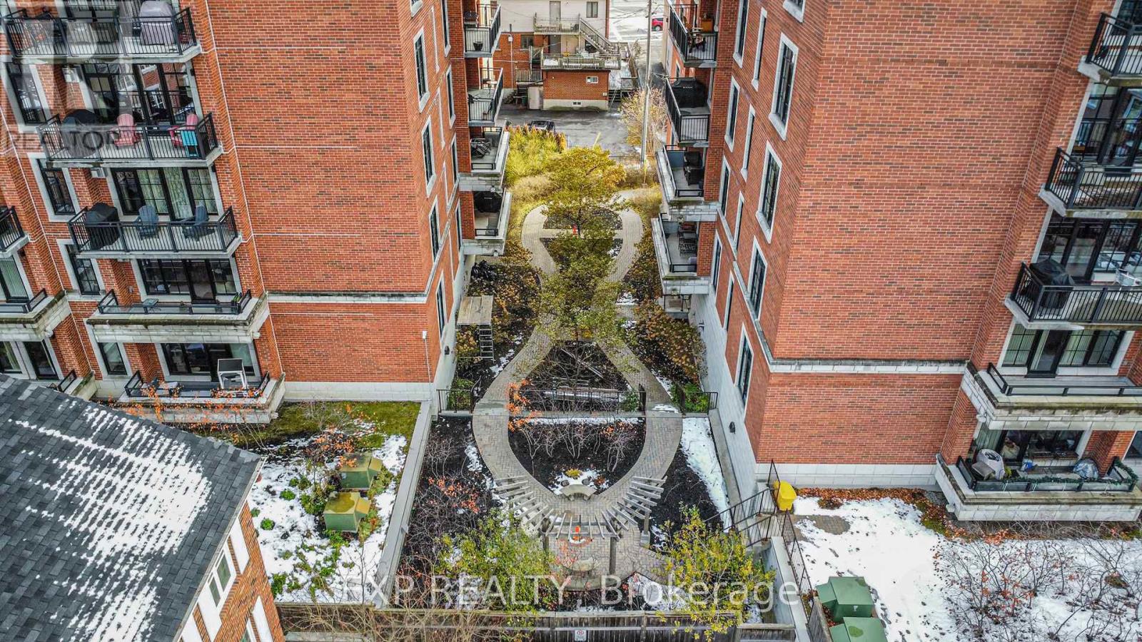 403 - 327 Breezehill Avenue S, Ottawa, Ontario K1Y 1R6 - Photo 35 - X12547362