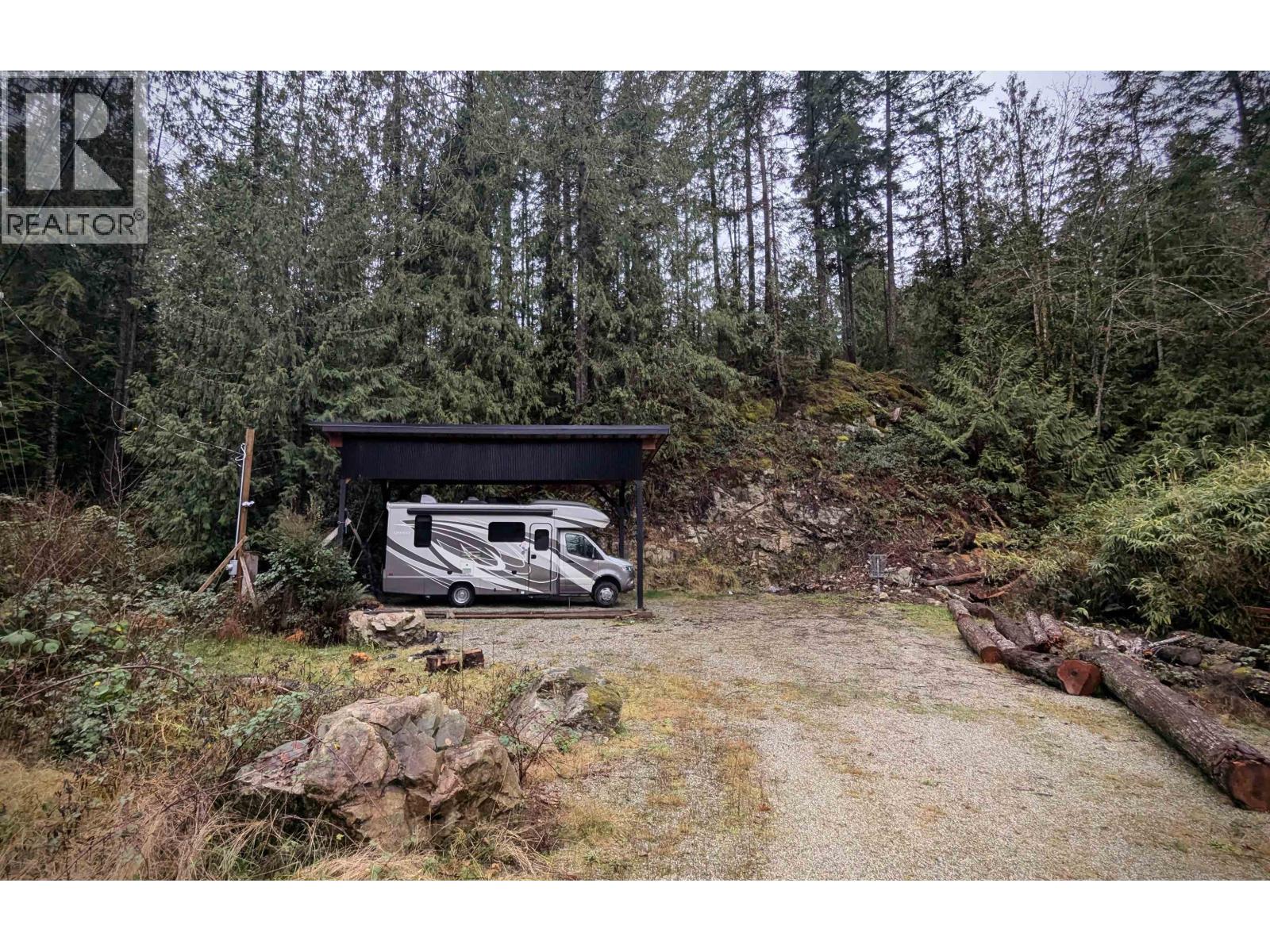 16570 TIMBERLINE ROAD, Sechelt, British Columbia