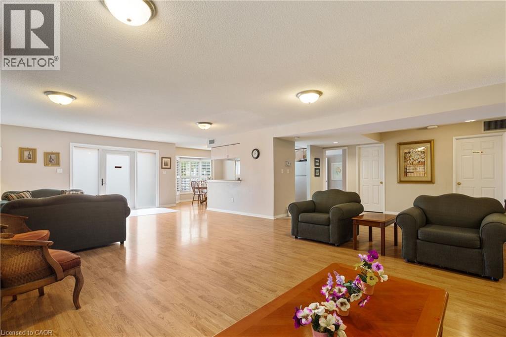 216 Plains Road W Unit# A304, Burlington, Ontario L7T 4K8 - Photo 36 - 40772578