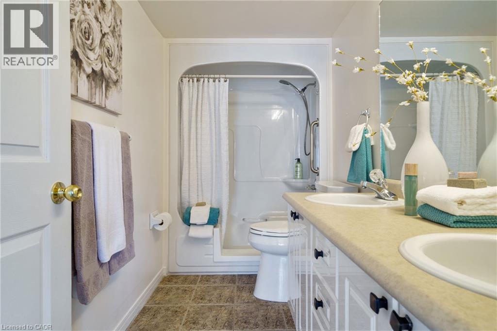 216 Plains Road W Unit# A304, Burlington, Ontario L7T 4K8 - Photo 21 - 40772578