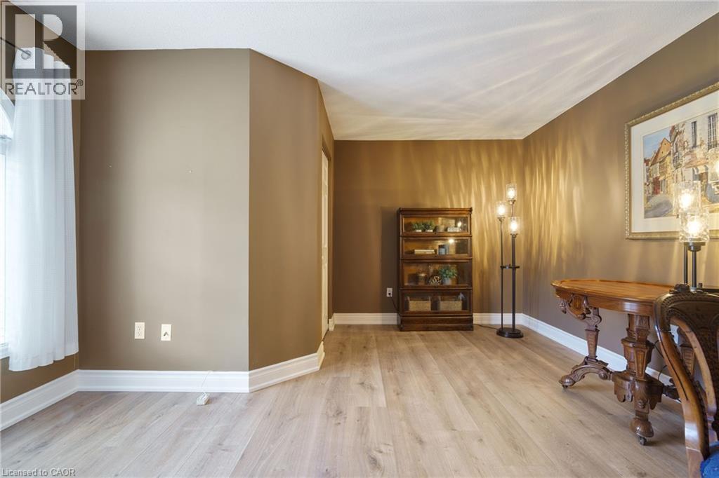 216 Plains Road W Unit# A304, Burlington, Ontario L7T 4K8 - Photo 23 - 40772578