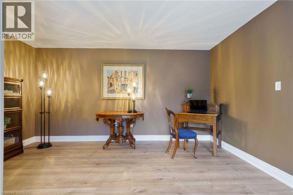 216 Plains Road W Unit# A304, Burlington, Ontario L7T 4K8 - Photo 24 - 40772578