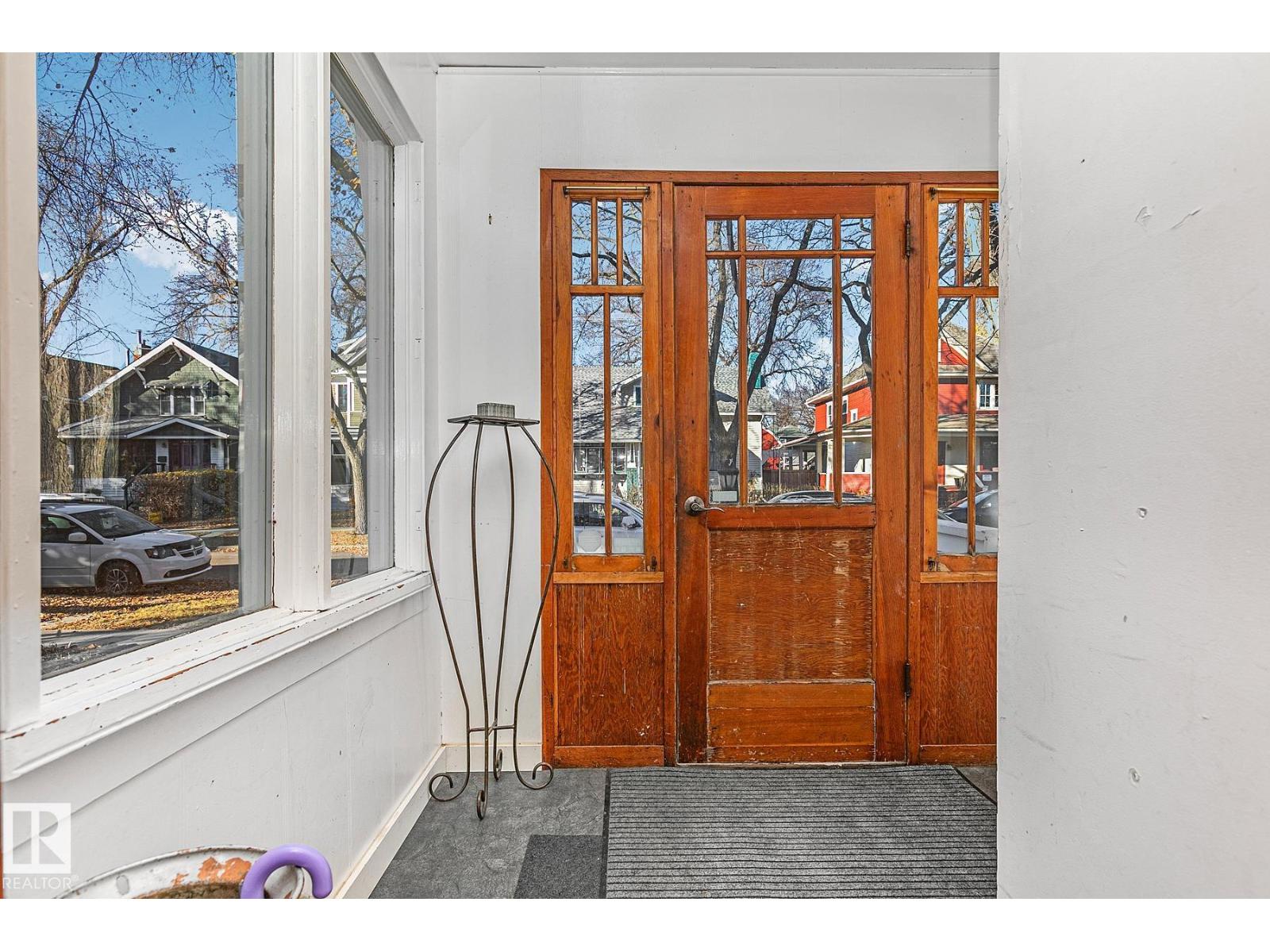 10823 125 St Nw, Edmonton, Alberta T5M 0L5 - Photo 33 - E4465089