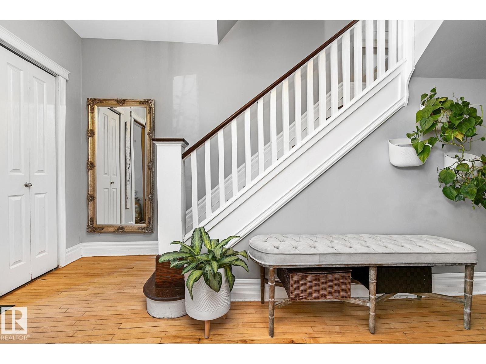 10823 125 St Nw, Edmonton, Alberta T5M 0L5 - Photo 3 - E4465089