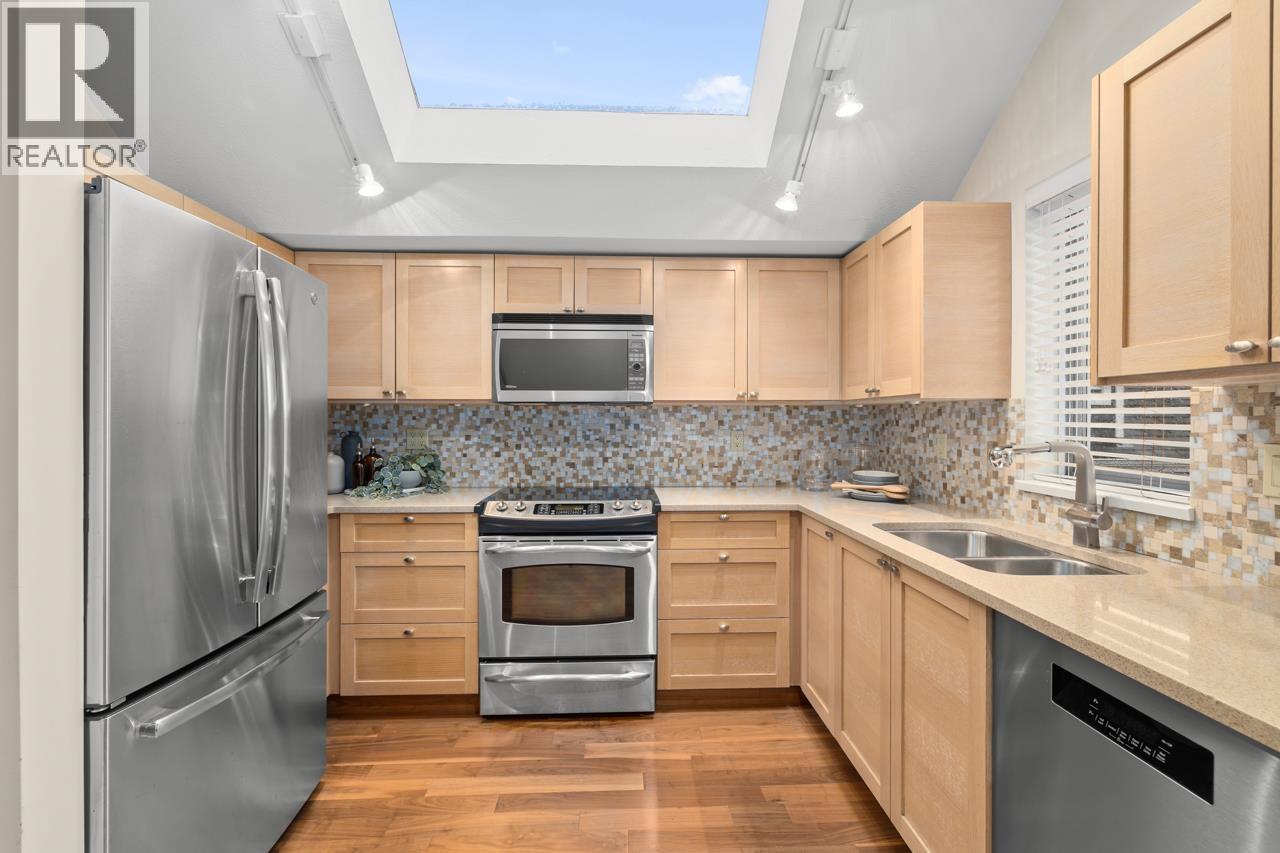 3274 W 1st Avenue, Vancouver, British Columbia V6K 1H5 - Photo 12 - R3067612